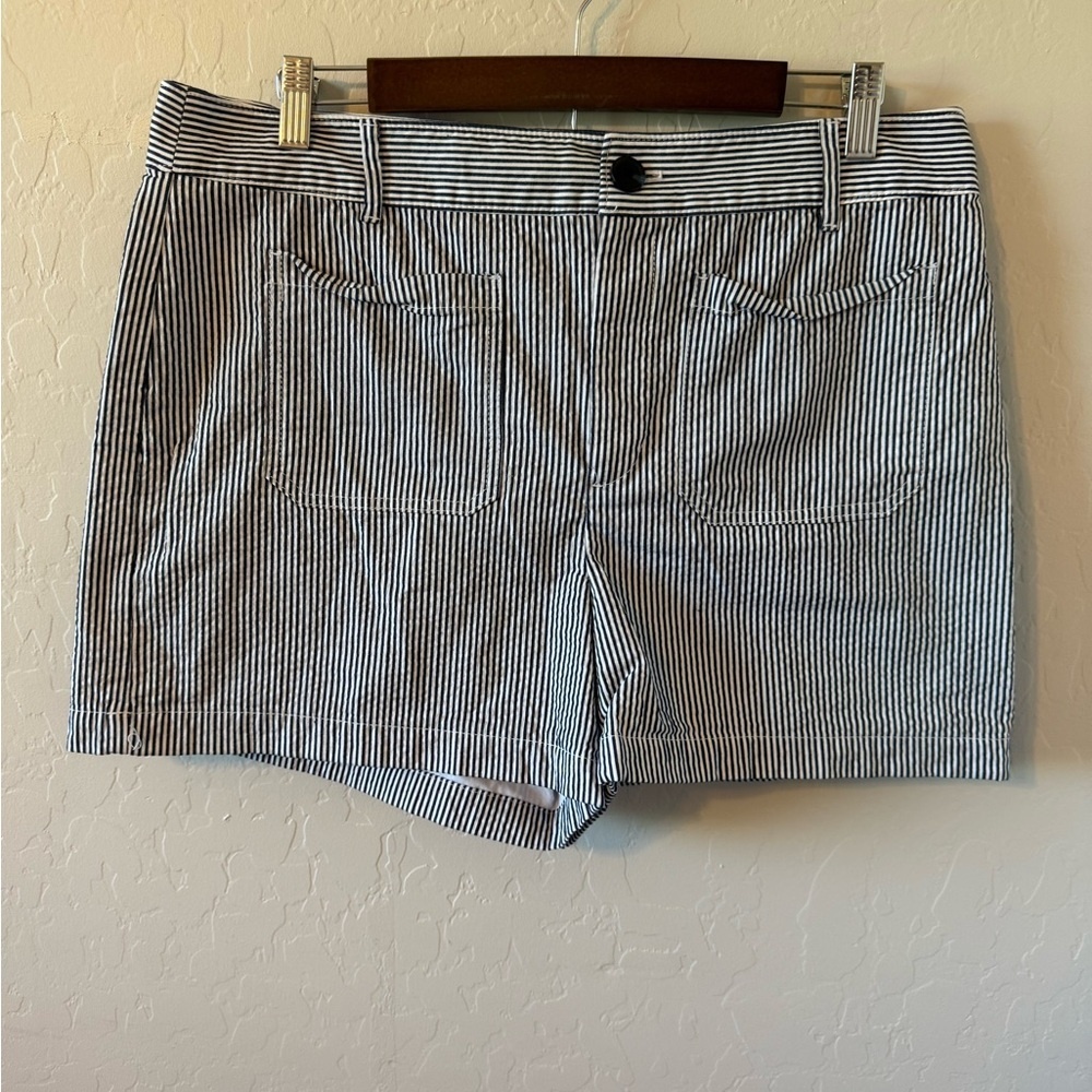 LOFT Navy‎ Blue and White Bermuda Shorts Size 12